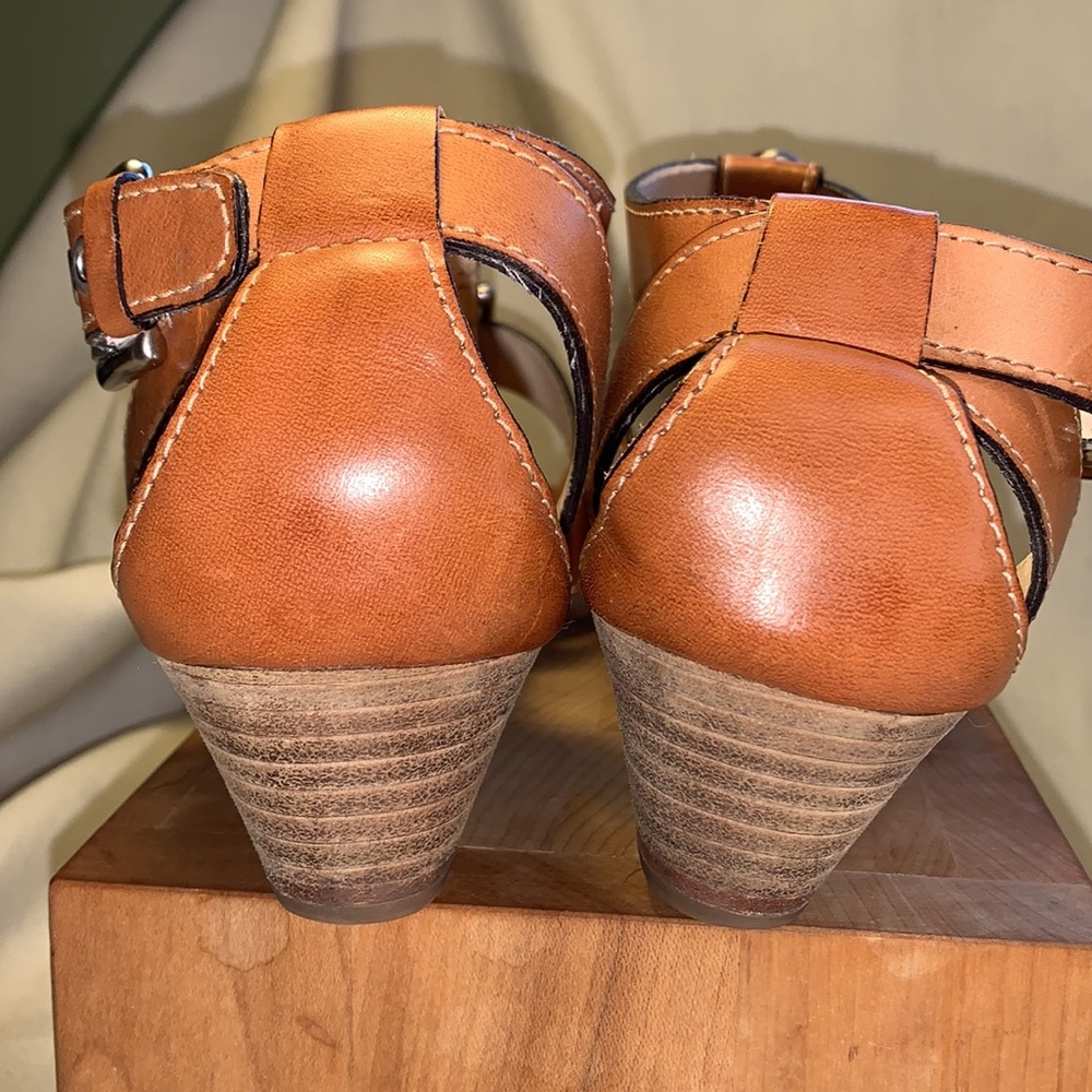 Coach slight wedge leather thong sandals EUC - Picture 5 of 16